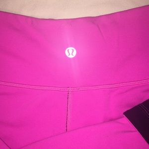 Lululemon Wunder Under Capris - Reversible!